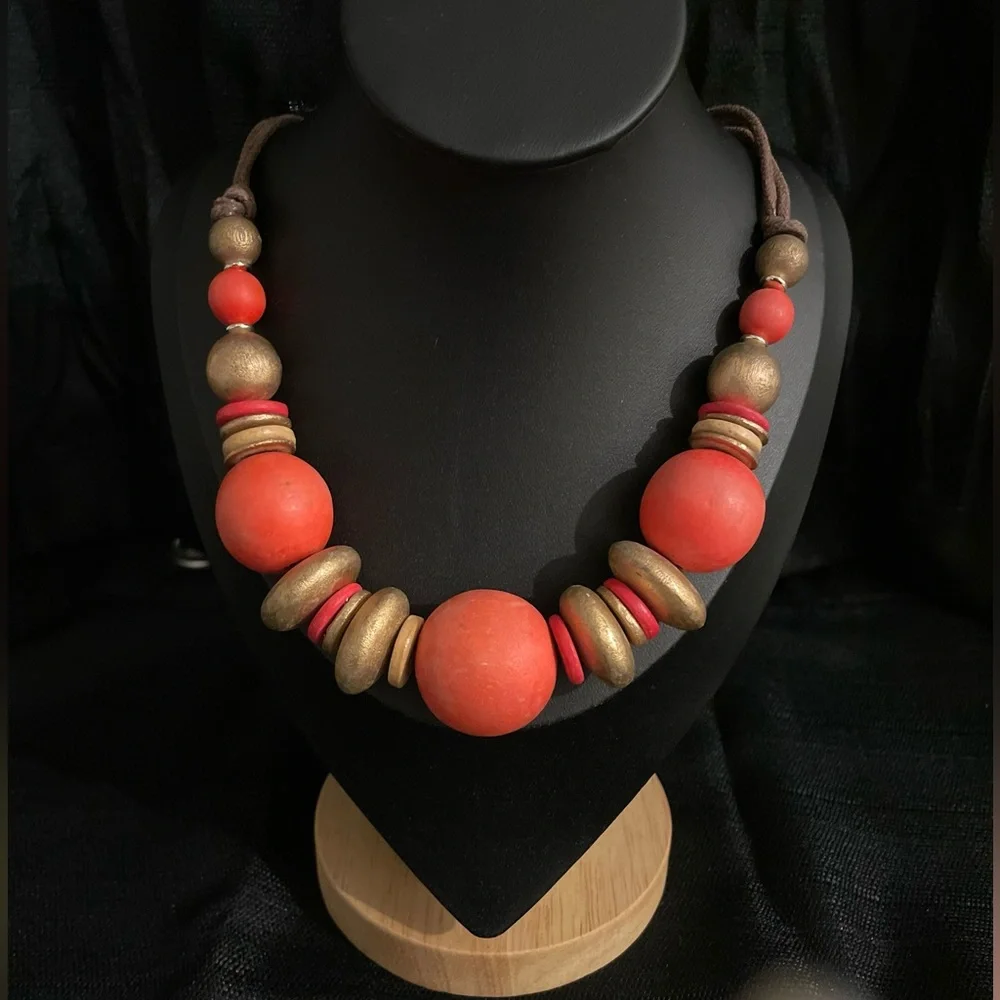 Vintage Wood Bead Coral and Gold Necklace